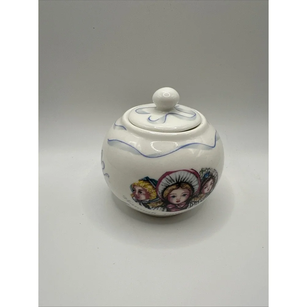 Paul Cardew Victorian Dolls Ceramic Sugar Bowl Jar with Lid White Blue Ribbon‎